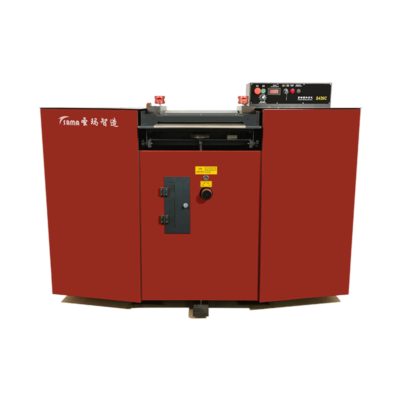 How does the leather splitting machine achieve efficient leather stratification?