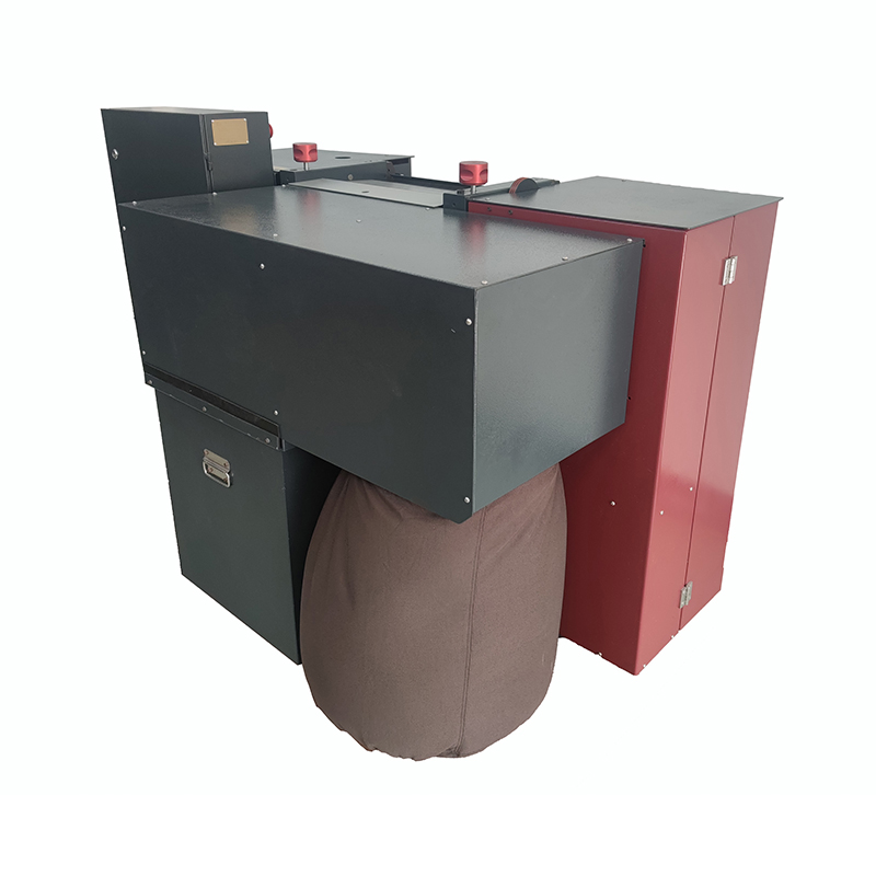 How does the quick tool change system of shengma leather splitting machine improve production continuity?